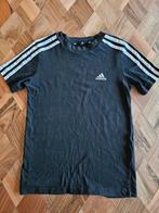 Adidas (sport) shirt maat 128, Kinderen en Baby's, Kinderkleding | Maat 128, Jongen of Meisje, Ophalen of Verzenden, Zo goed als nieuw