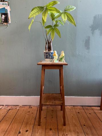 Lucky Vintage bijzettafeltje bomen beschikbaar voor biedingen