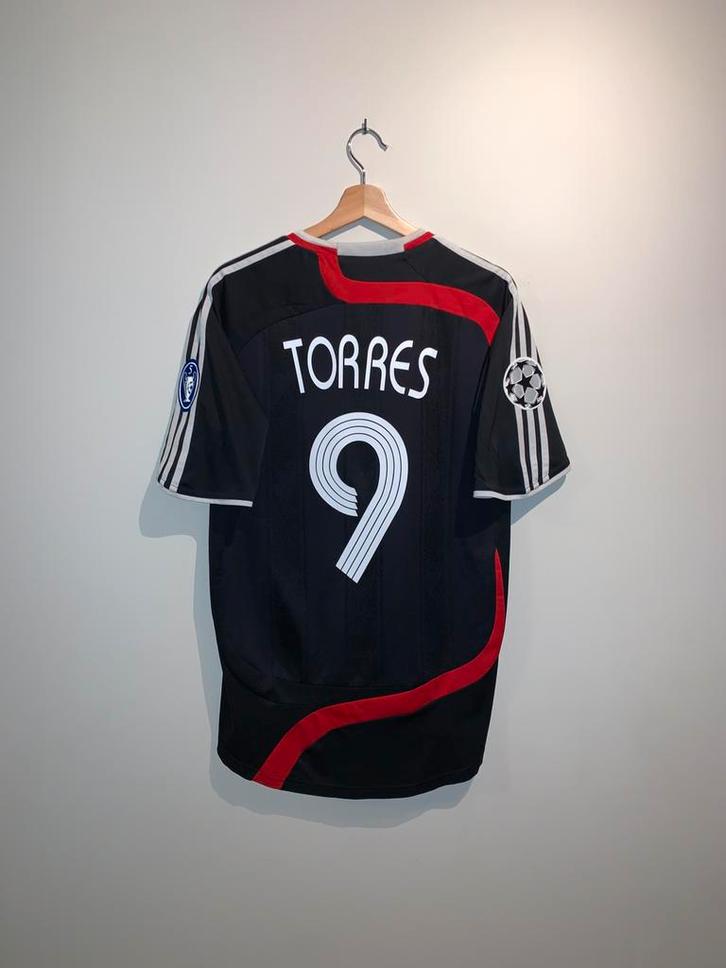 Liverpool 2007/08 derde tenue; Torres 9, Sport en Fitness, Voetbal, Zo goed als nieuw, Shirt, Maat M, Ophalen of Verzenden