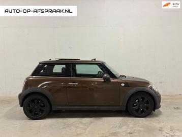 Mini Mini 1.6 Cooper Chili Panorama beschikbaar voor biedingen