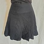 Leuke zwarte (plooi) rok. Mt 44. Merk Alma Mater, Kleding | Dames, Rokken, ., Zwart, Maat 42/44 (L), Ophalen of Verzenden