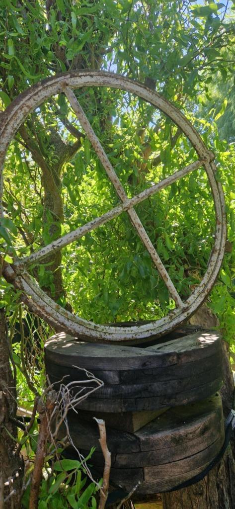 Prachtig rond kantelbaar stalraam (diameter 65 cm) brocante, Tuin en Terras, Tuinwanddecoratie, Gebruikt, Ophalen of Verzenden