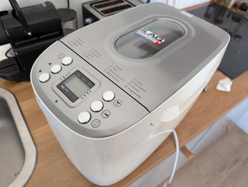 SilverCrest Automatic Bread Maker – 16 Programs, 850W, Witgoed en Apparatuur, Broodbakmachines, Gebruikt, Met timer, 1200 tot 1600 gram deeg