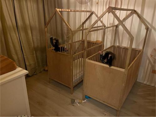 Ikea ledikant huisje, Kinderen en Baby's, Babywiegjes en Ledikanten, Zo goed als nieuw, Ledikant, Ophalen