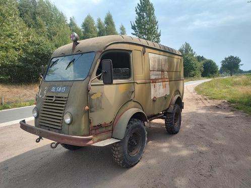 Renault Goelette 4x4 sinpar met Volvo motor + automaat, Auto's, Oldtimers, Particulier, Renault, Benzine, Overige carrosserieën