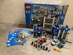 Lego 60047 Politiebureau met doos, Kinderen en Baby's, Speelgoed | Duplo en Lego, Complete set, Ophalen of Verzenden, Lego, Zo goed als nieuw