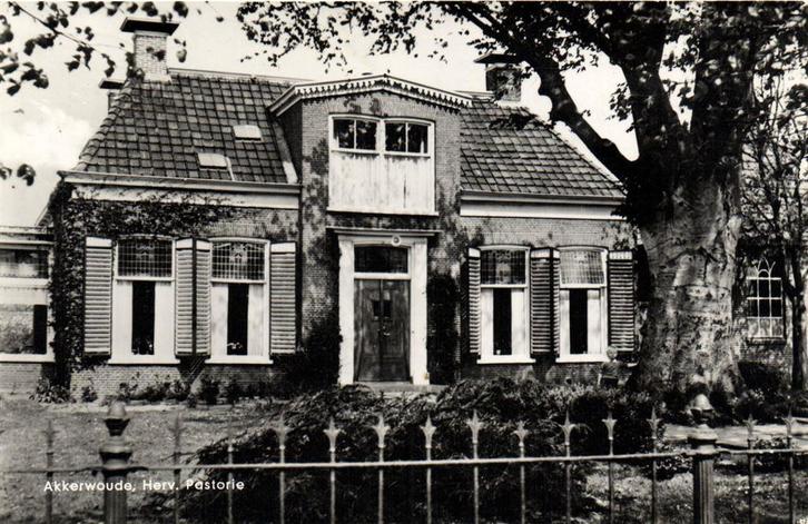 Akkerwoude, Herv. Pastorie - 1964 gelopen, Verzamelen, Ansichtkaarten | Nederland, Gelopen, Noord-Brabant, Voor 1920, Ophalen of Verzenden