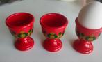 Retro jaren "70 rode Emsa kunststof eierdopjes met print., Verzamelen, Retro, Ophalen of Verzenden, Huis en Inrichting