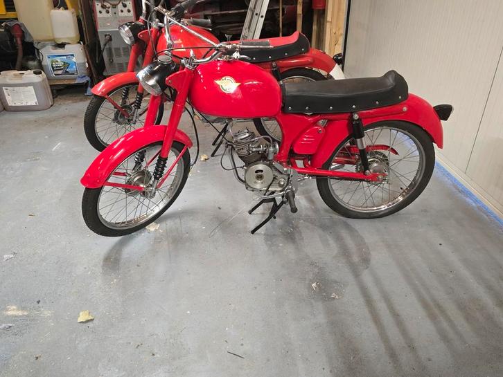 Ducati Cucciolo 4 takt 50cc, Fietsen en Brommers, Brommers | Oldtimers, Overige merken, Ophalen