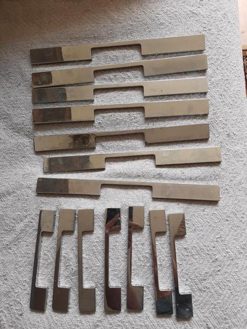 RVS keukengreepjes 14 stuks (160 en 320 mm), Huis en Inrichting, Keuken | Keukenelementen, Gebruikt, Minder dan 100 cm, Minder dan 50 cm
