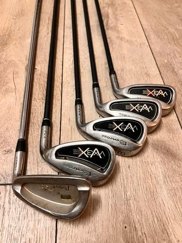 Golfset beschikbaar voor biedingen