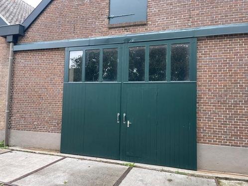 Overdekte caravan stalling, Caravans en Kamperen, Caravanstallingen