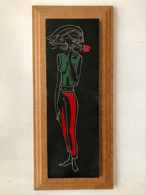 Jaren 60 keramisch wandbord vrouw met roos vintage, Antiek en Kunst, Curiosa en Brocante, Ophalen of Verzenden