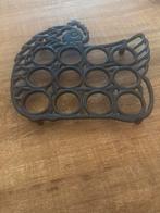 Eierek zwart kip, Huis en Inrichting, Keuken | Servies, Ophalen of Verzenden, Overige materialen, Overige stijlen, Kop(pen) en/of Schotel(s)