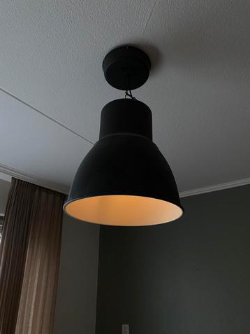 Hanglamp beschikbaar voor biedingen