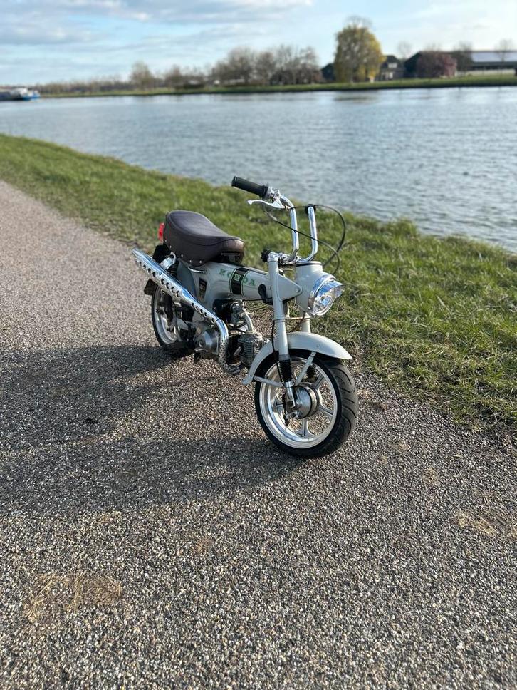 Honda DAX ST50G - Klassieke brommer in topstaat, Fietsen en Brommers, Brommers | Honda, Gebruikt, Overige modellen, Maximaal 45 km/u
