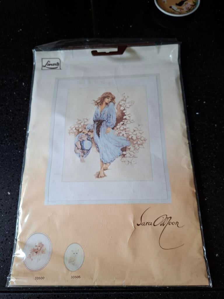 Lanarte 33501 borduurpakket Sara Moon, Ophalen of Verzenden, Nieuw, Borduurpakket