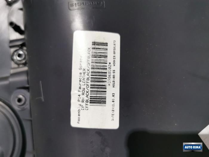 Portierbekleding 2Deurs rechts van een Volvo C30, Gebruikt, -, -, Ophalen of Verzenden