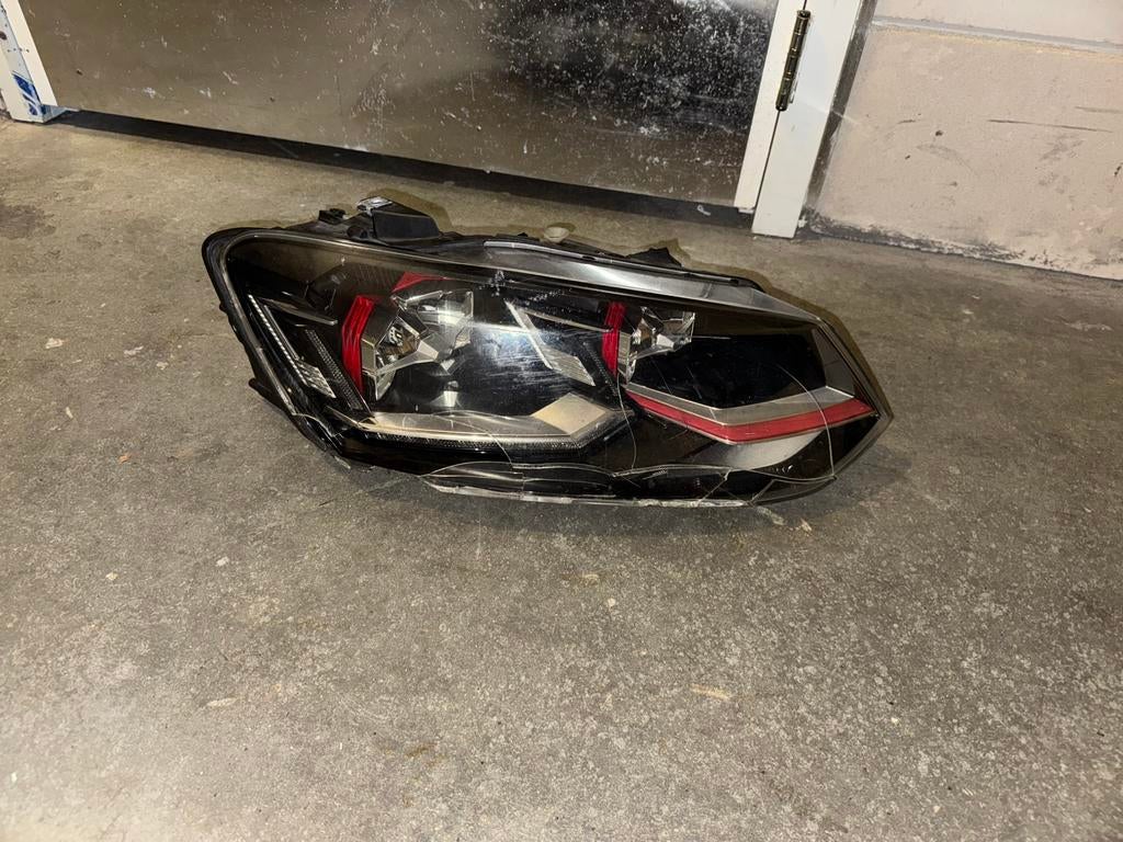 Volkswagen Polo 6C gti koplampen. Links (gebroken) en rechts, Auto-onderdelen, Ophalen of Verzenden, Gebruikt, Volkswagen