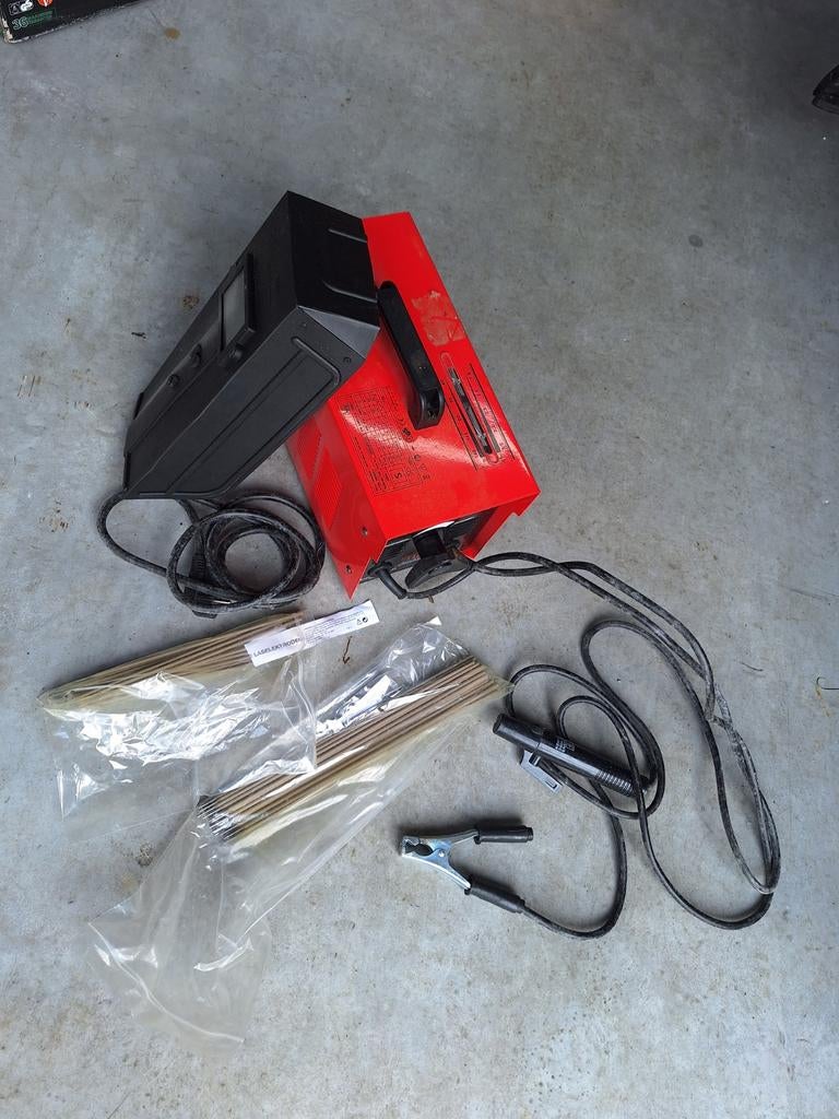 Lasapparaat TWM-45/140 met elektroden, Ophalen, Gebruikt, 150 tot 250 ampère, Elektroden