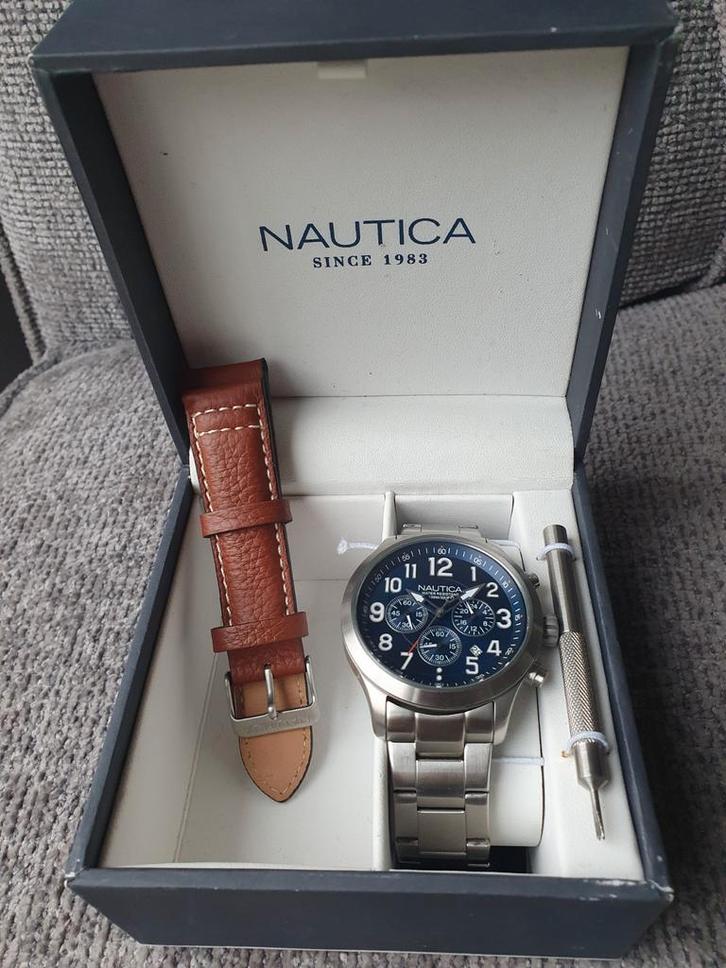 Nautica NAI18509G Chronograph, Sieraden, Tassen en Uiterlijk, Sporthorloges, Nieuw, iOS, Grijs, Waterdicht, Ophalen of Verzenden