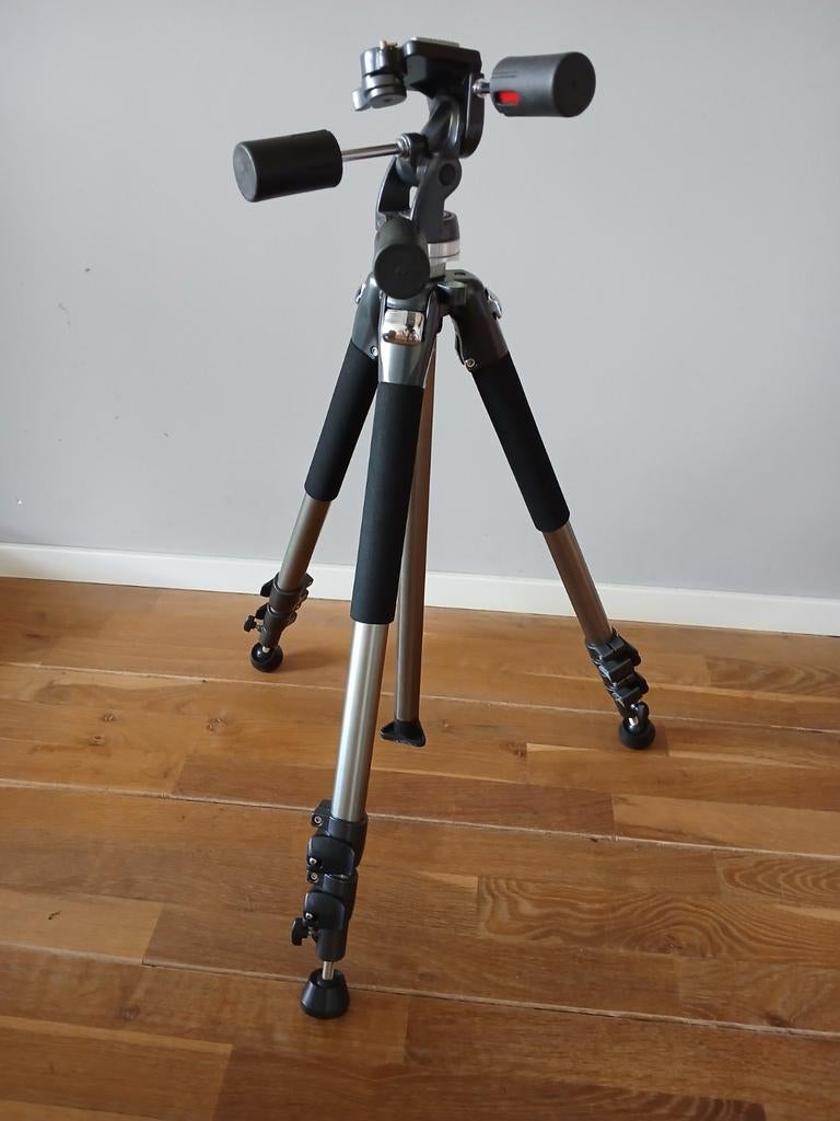 Statief voor foto en film, Audio, Tv en Foto, Fotografie | Statieven en Balhoofden, Ophalen, Driepoot, Zo goed als nieuw, 175 cm of meer