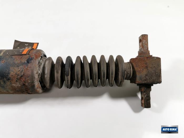 Schokdemper links-achter van een Volvo V70, Gebruikt, -, -, Ophalen of Verzenden