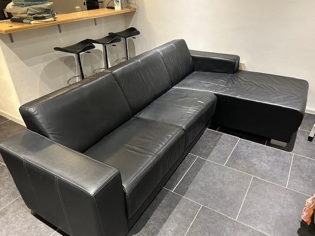 leren hoekbank zwart, Huis en Inrichting, Banken | Bankstellen, Ophalen, 250 tot 300 cm, Gebruikt, Hoekbank