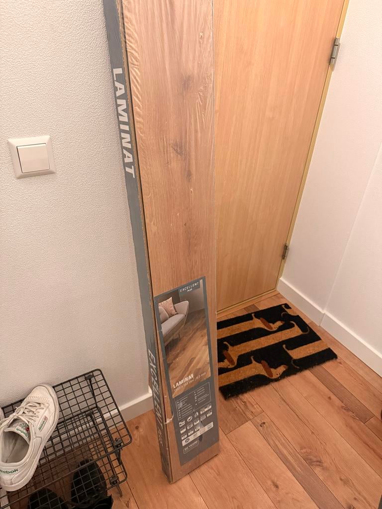 Kaindl laminaat 8mm - 23,5m2 nieuw, Ophalen, Bruin, Hout patroon, Nieuw
