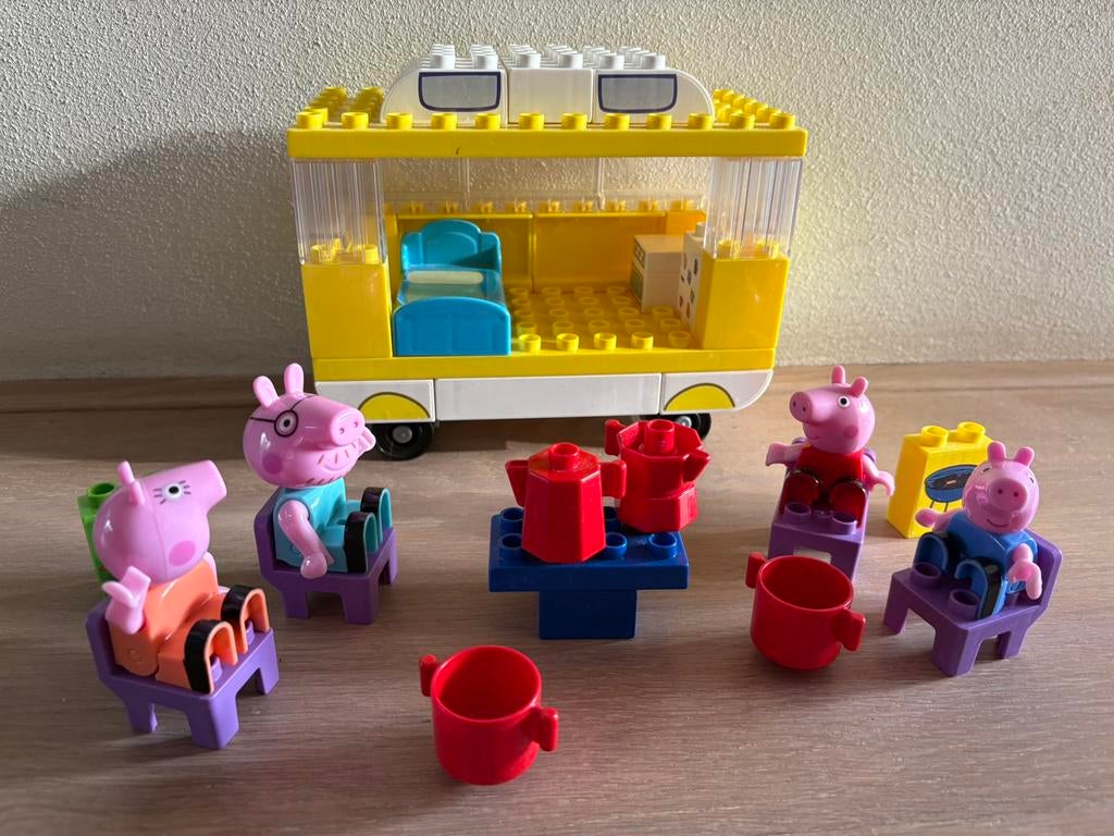 BIG-Bloxx Peppa Pig Camper- Constructiespeelgoed, Kinderen en Baby's, Speelgoed | Duplo en Lego, Ophalen of Verzenden, Zo goed als nieuw