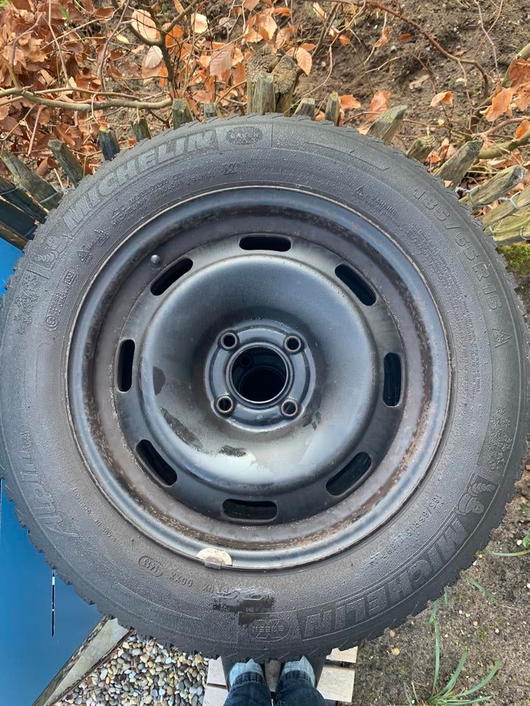 4 winterbanden met velg R15, Auto-onderdelen, Banden en Velgen, Ophalen, Gebruikt, 15 inch, Banden en Velgen