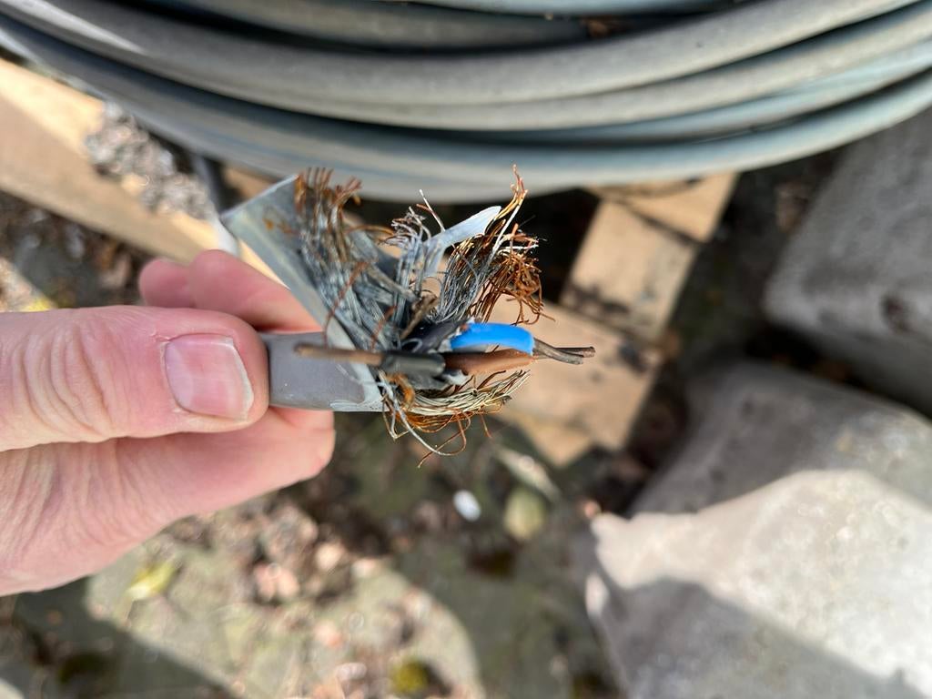 Stroomkabel op haspel, Ophalen, Zo goed als nieuw, Kabel of Snoer
