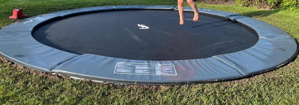 Trampolines Akrobat en Eurotramp (nieuw in doos), Kinderen en Baby's, Speelgoed | Buiten | Trampolines, Nieuw, Ophalen