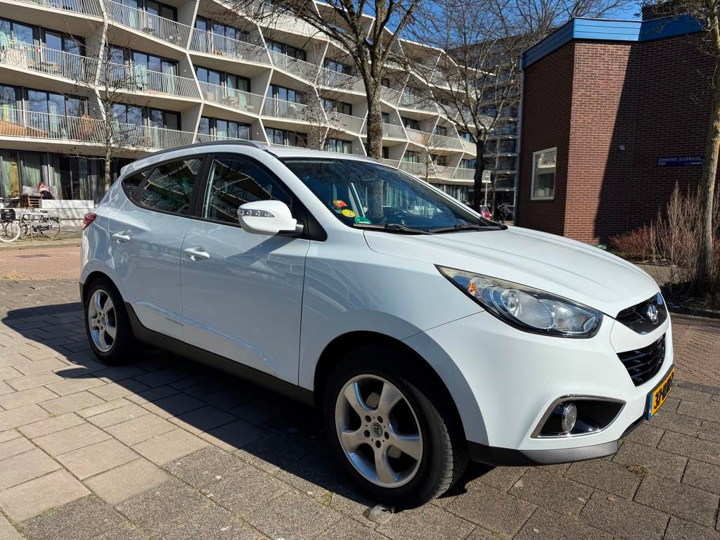Hyundai Ix35 2.0i Business Edition Leder Cruise Snow White, Auto's, Hyundai, Bedrijf, Te koop, iX35, ABS, Achteruitrijcamera, Airbags