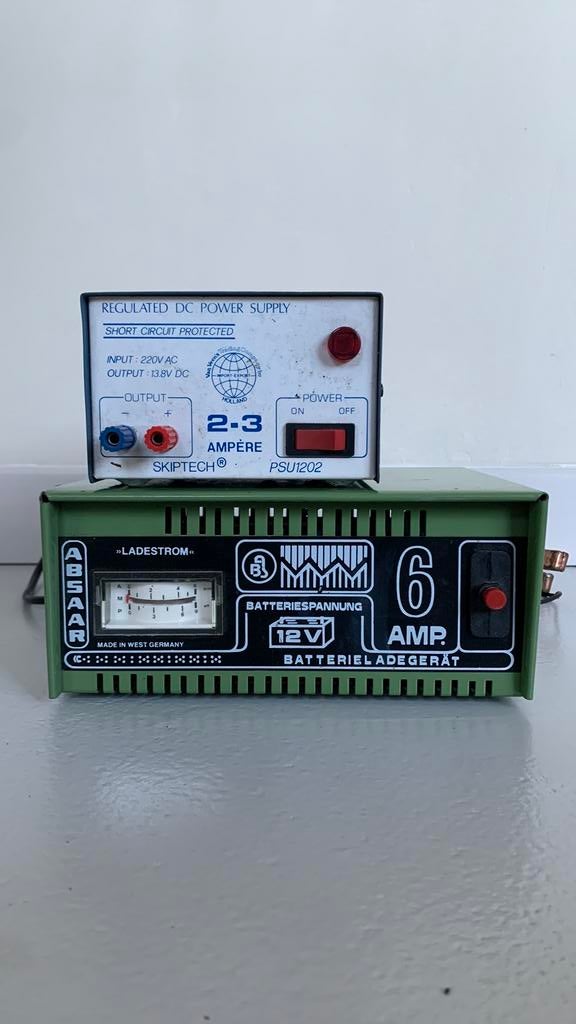 12V lader  6 A, Ophalen of Verzenden, Gebruikt