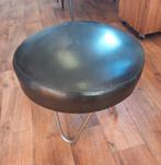 Krukje vintage - donkerbruin skaileer met stalen poten, Ophalen, Gebruikt, Hout