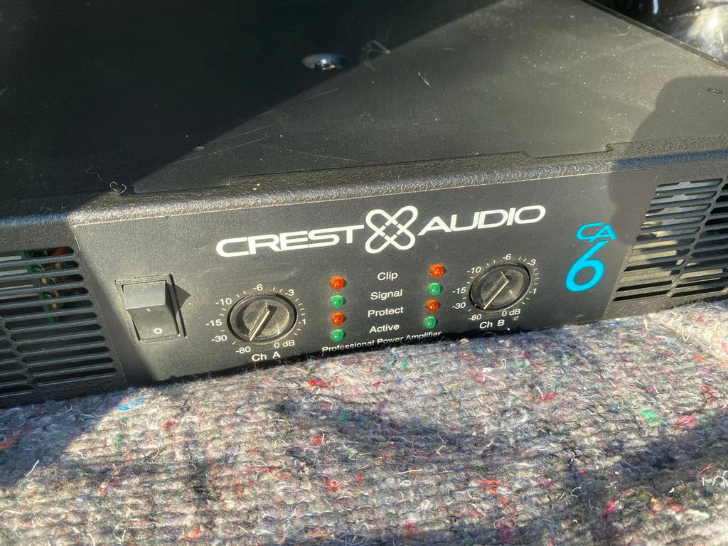 Crest CA 6 krachtige versterker van topkwaliteit, Gebruikt, 500 tot 1000 watt, Ophalen of Verzenden, Nvt