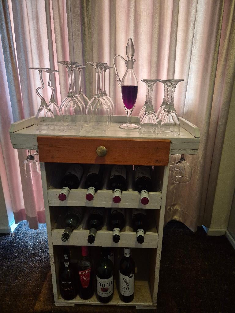 wijnkastje, Huis en Inrichting, Woonaccessoires | Wijnrekken, Ophalen, Gebruikt, 5 tot 15 flessen, Minder dan 50 cm