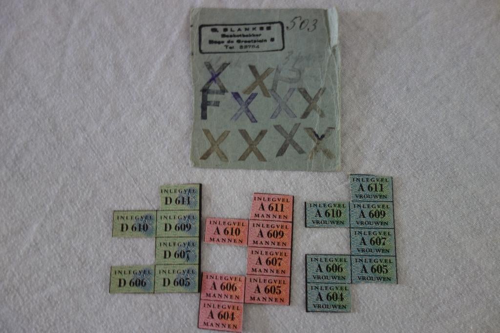 Distributiezegels no.4 div. 2e wereldoorlog, Verzamelen, Ophalen of Verzenden, Overige soorten, Nederland, Overige typen