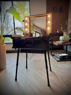 Professionele Rollende Grime / Make-up Koffer/ Tafel met Lam, Ophalen, Gebruikt, 50 tot 60 cm, Metaal