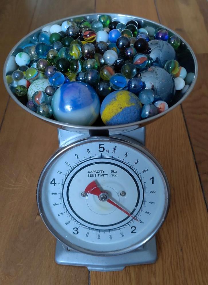 Diverse knikkers - 1,8 kg speelplezier, Kinderen en Baby's, Speelgoed | Overig, Gebruikt, Jongen of Meisje, Ophalen of Verzenden