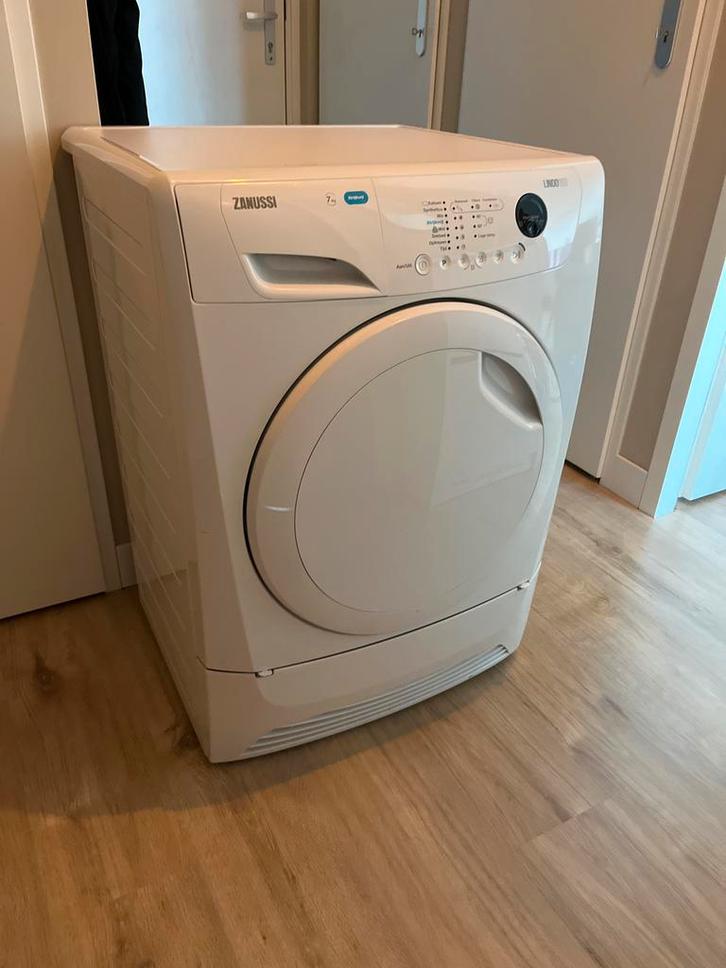 Zanussi Lindo100 Wasdroger - 7.0 kg, Witgoed en Apparatuur, Wasdrogers, Gebruikt, Condens, Voorlader, 6 tot 8 kg, 85 tot 90 cm