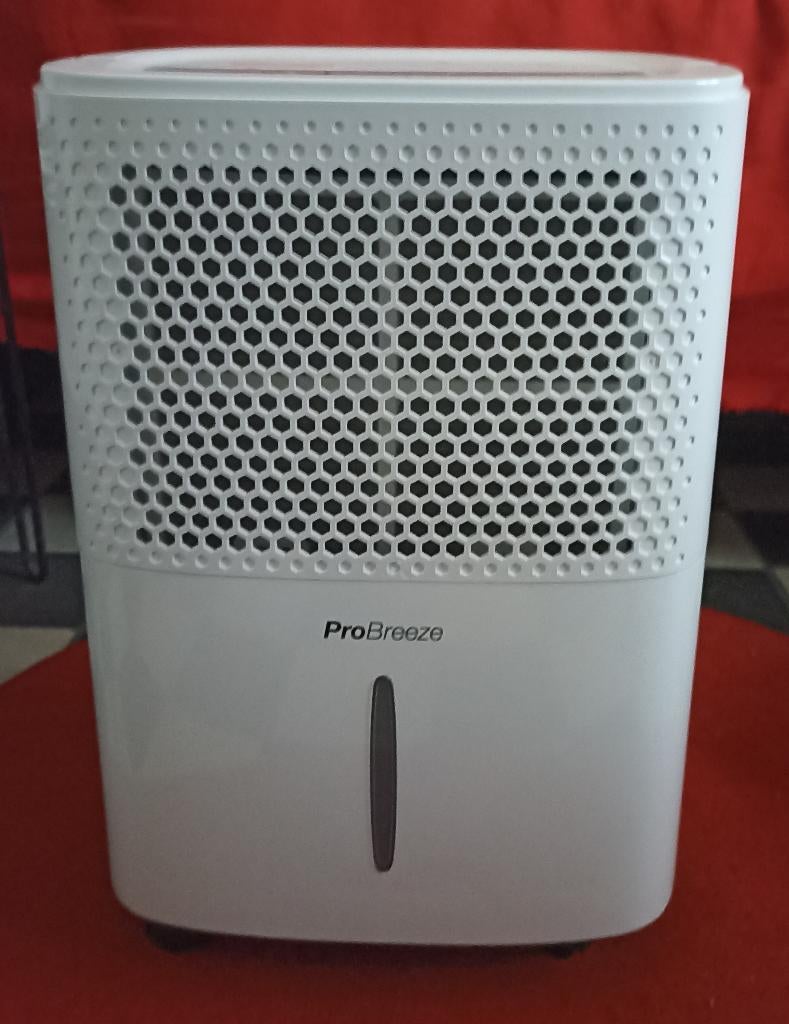 Luchtontvochter merk Probreeze, Ophalen, Zo goed als nieuw, Luchtontvochter