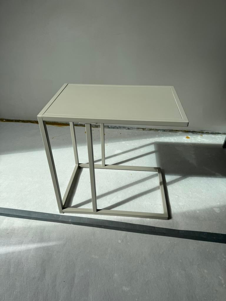 Bijzettafel beige, Huis en Inrichting, Tafels | Salontafels, Ophalen, 50 tot 100 cm, Rond, Zo goed als nieuw