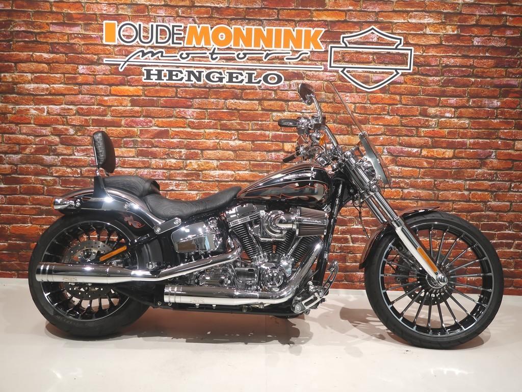 Harley-Davidson FXSBSE CVO Breakout 1790 (bj 2014), Motoren, Motoren | Harley-Davidson, Info@harley-davidson.com, Bedrijf, Laan van Vredenoord 33
2289 DA  Rijswijk ZH