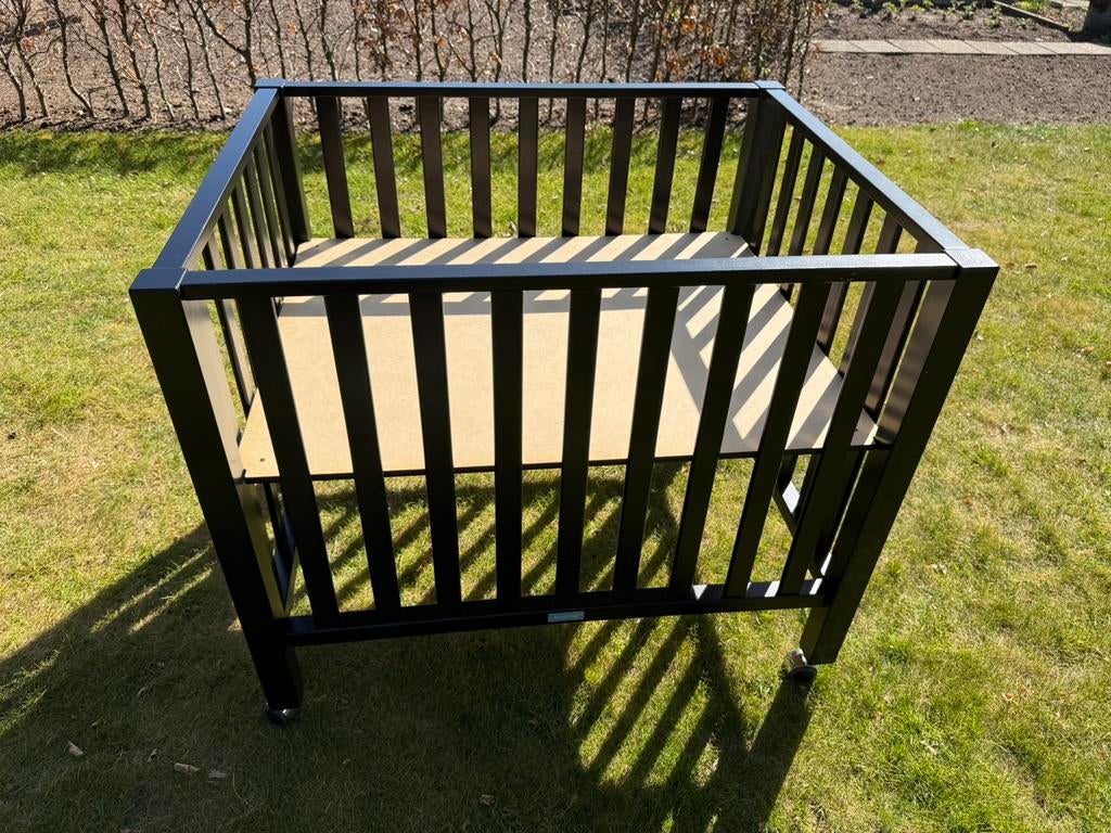 Bopita box zwart, Kinderen en Baby's, Boxen, Ophalen, Zo goed als nieuw, Wieltjes