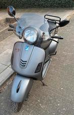 Vespa GTS 300 Motorscooter Akrapovic - 9672 km - 2015, Scooter, Particulier