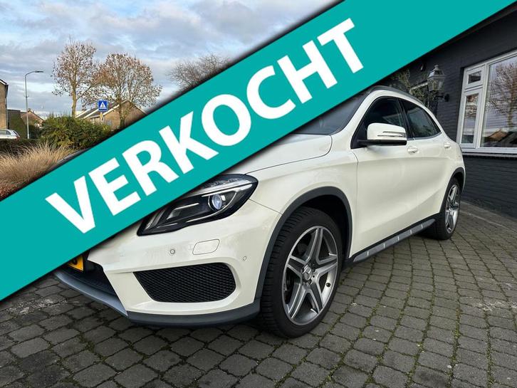 Mercedes-Benz GLA-klasse 200 Ambition, AMG, Pano, Trekhaak, Auto's, Mercedes-Benz, Bedrijf, Te koop, GLA, ABS, Airbags, Airconditioning