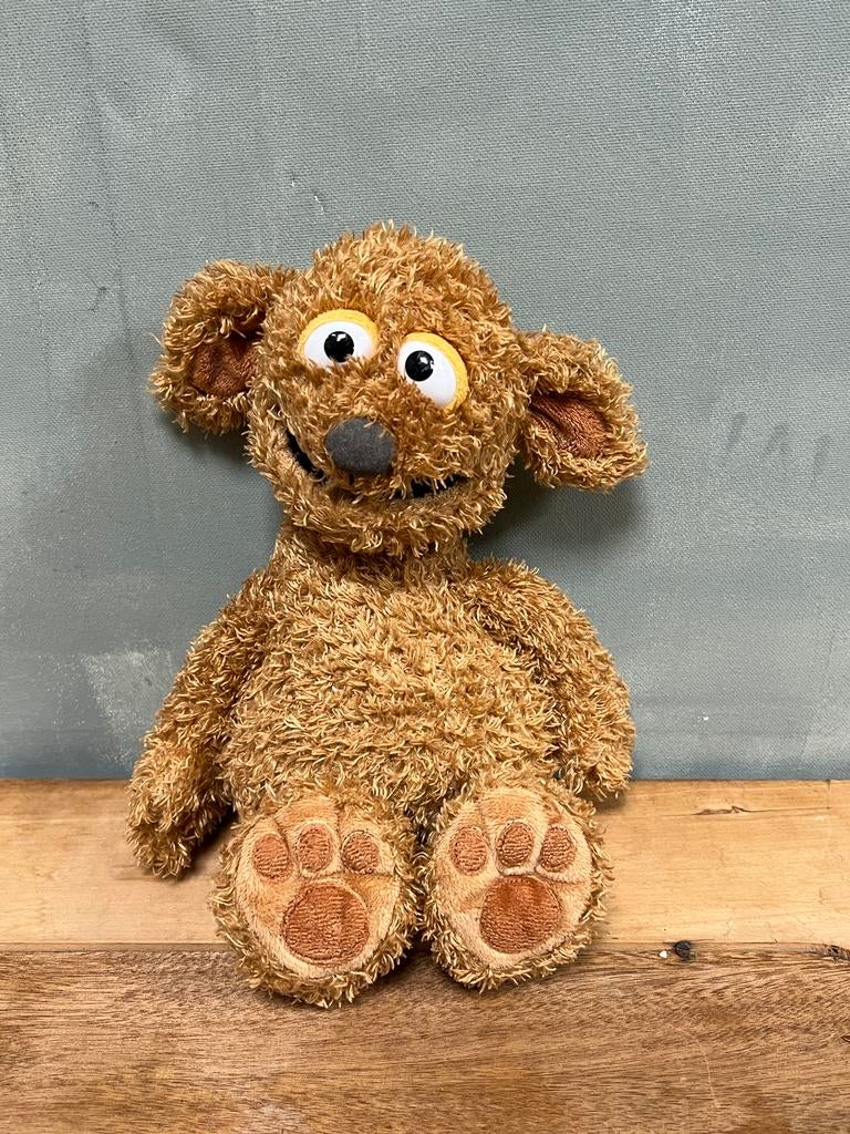 Vintage Tommy Sesamstraat workshop knuffel 2005, Overige merken, Overige karakters, Zo goed als nieuw, Middelgroot (20 tot 80 cm)