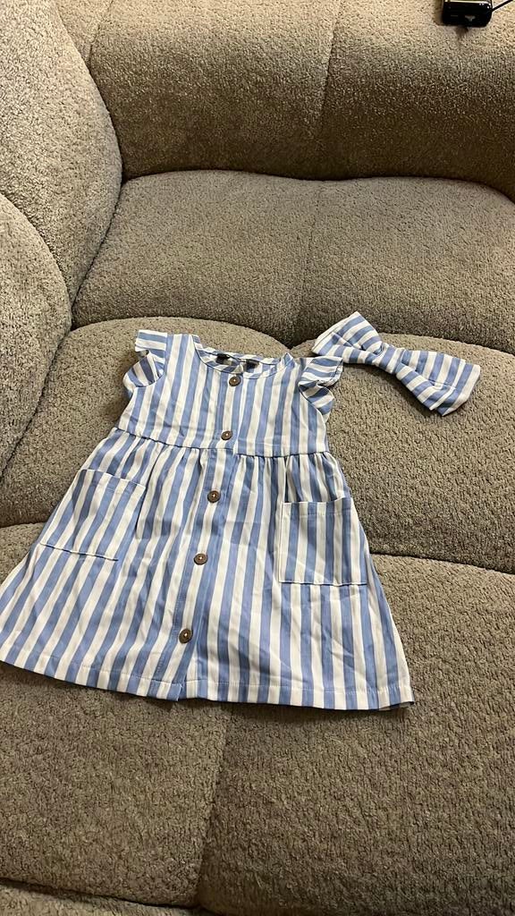 Primark jurkje met haarband maat 74, Kinderen en Baby's, Babykleding | Maat 74, Ophalen of Verzenden, ., ., .